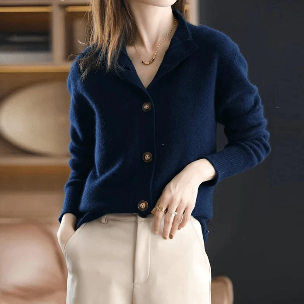 Annette - Knitted Cashmere Vest - Image 5