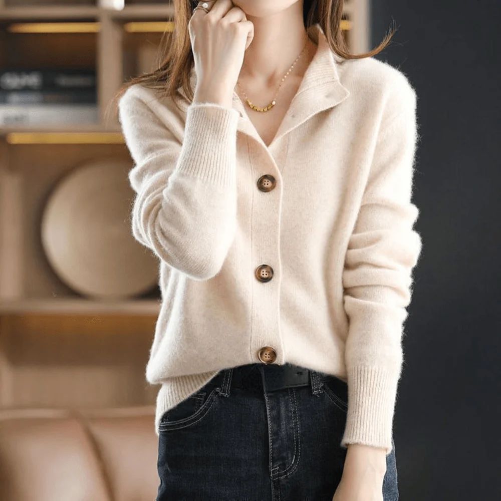 Annette - Knitted Cashmere Vest - Image 6
