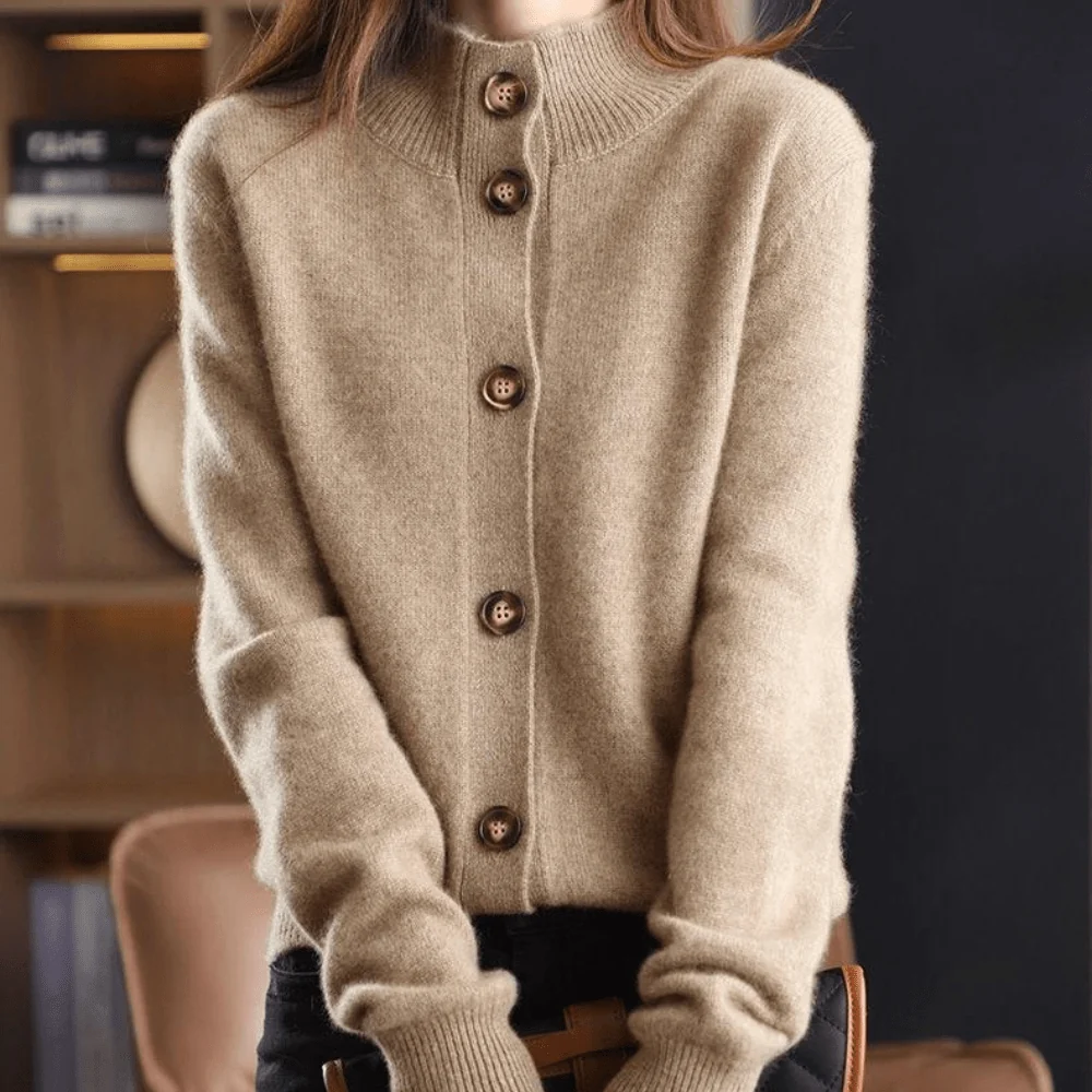 Annette - Knitted Cashmere Vest - Image 7