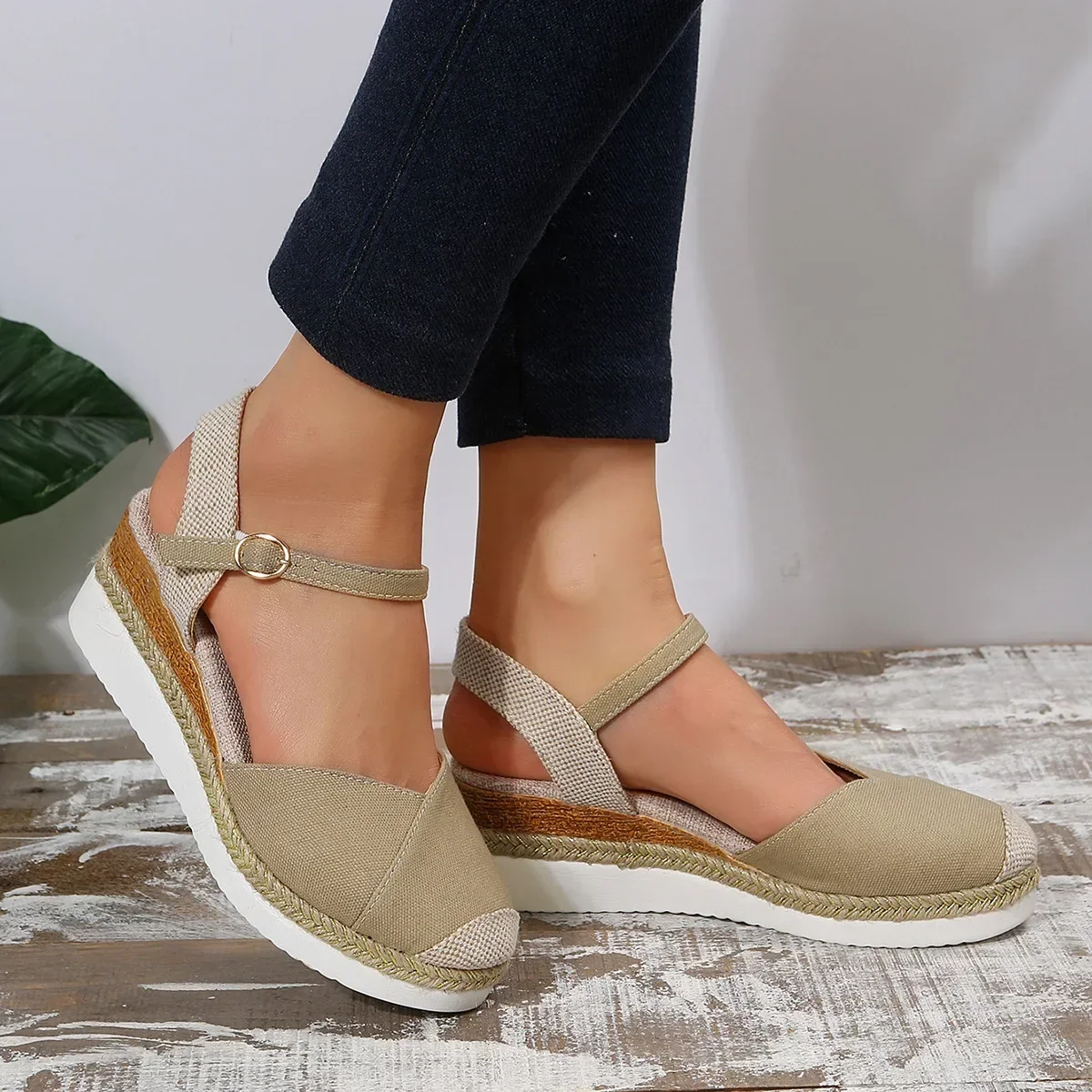 ARINA™ CLOSED TOE ORTHOPEDIC WEDGE SANDALS