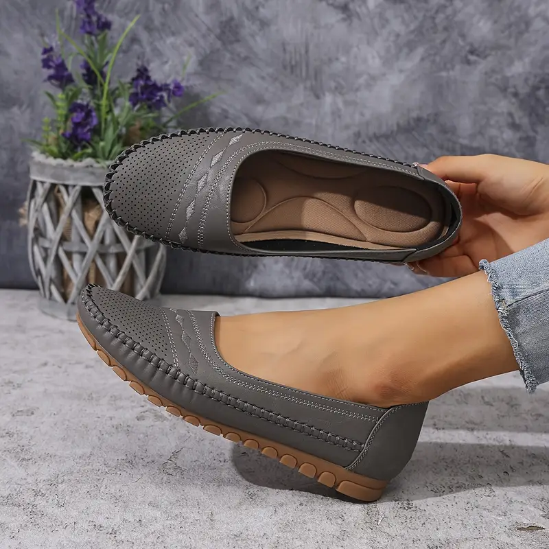WOMEN'S PLUS SIZE ORTHOPEDIC CHIC LOAFERS - Image 10
