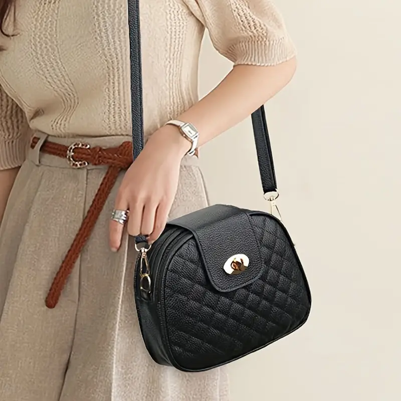 CLOUD QUILT™ ROUND CROSSBODY BAG - Image 6