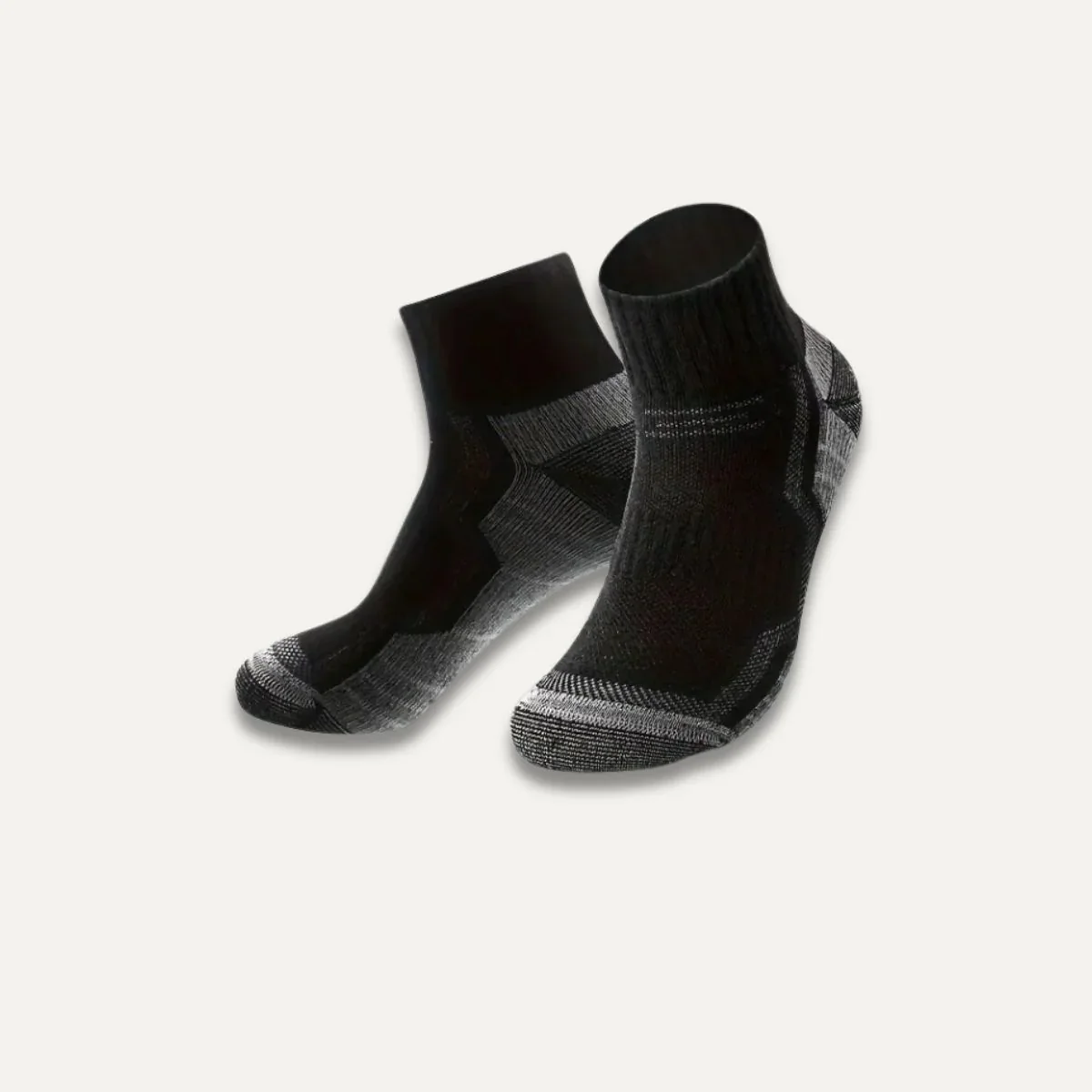 DRYVEZONE™ MOISTURE-WICKING ANKLE SOCKS - Image 3