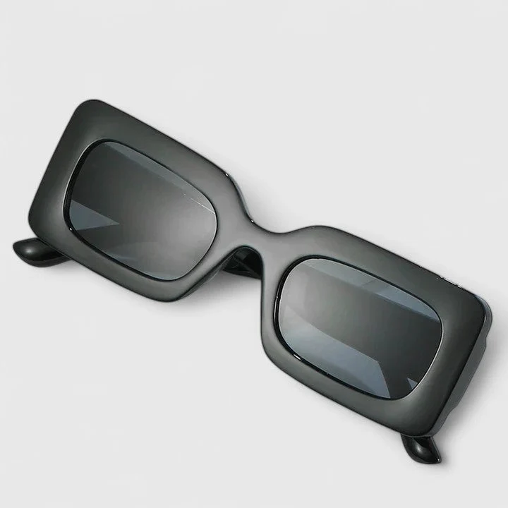 ELYANNA | SOPHISTICATED SUNGLASSES - Image 8