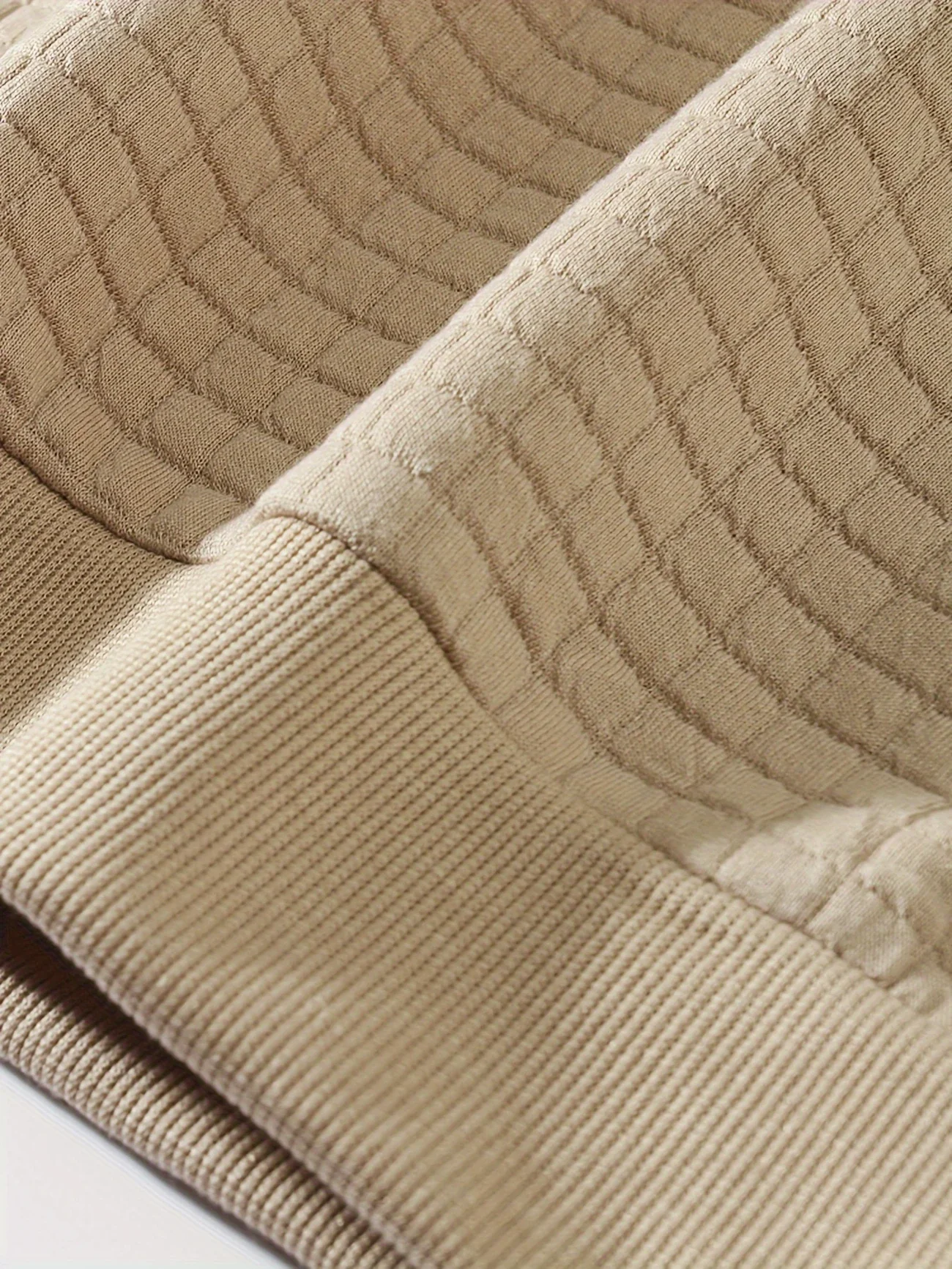 GRIDFORM™ — MEN’S CASUAL SPORTY GRID PATTERN SWEATER - Image 4