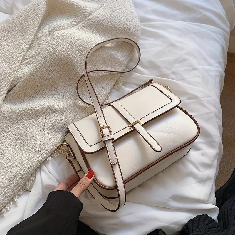 HARLOW™ RETRO TEXTURED SQUARE BAG - Image 10