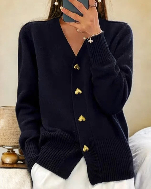 LEONA™ | HEART-BUTTON CARDIGAN - Image 2