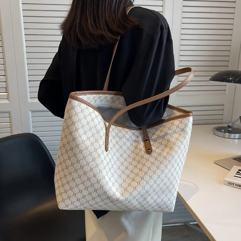 STELLA™ VINTAGE TOTE BAG - Image 13