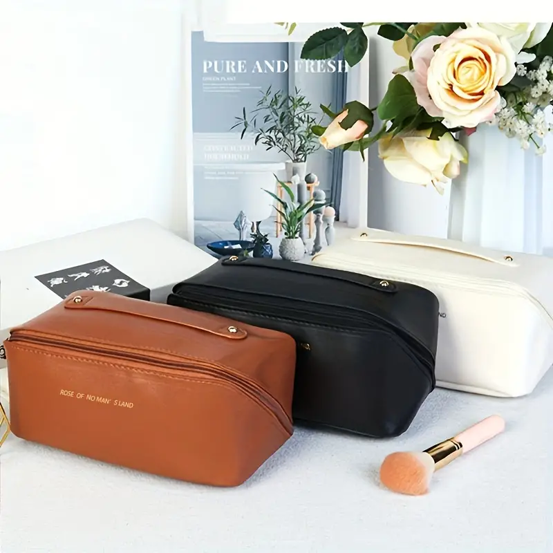 STELLA™ TRAVEL MAKEUP BAG - Image 2