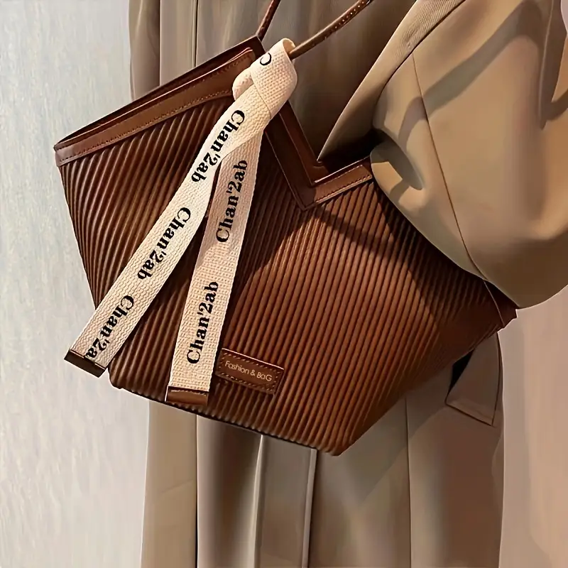 VERA™ VEGAN LEATHER TOTE BAG - Image 5