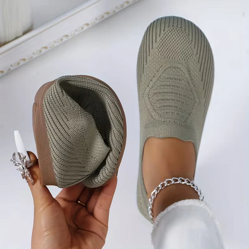 VINE | ULTRA-FLEX WOVEN ROUND-TOE FLAT LOAFERS - Image 4