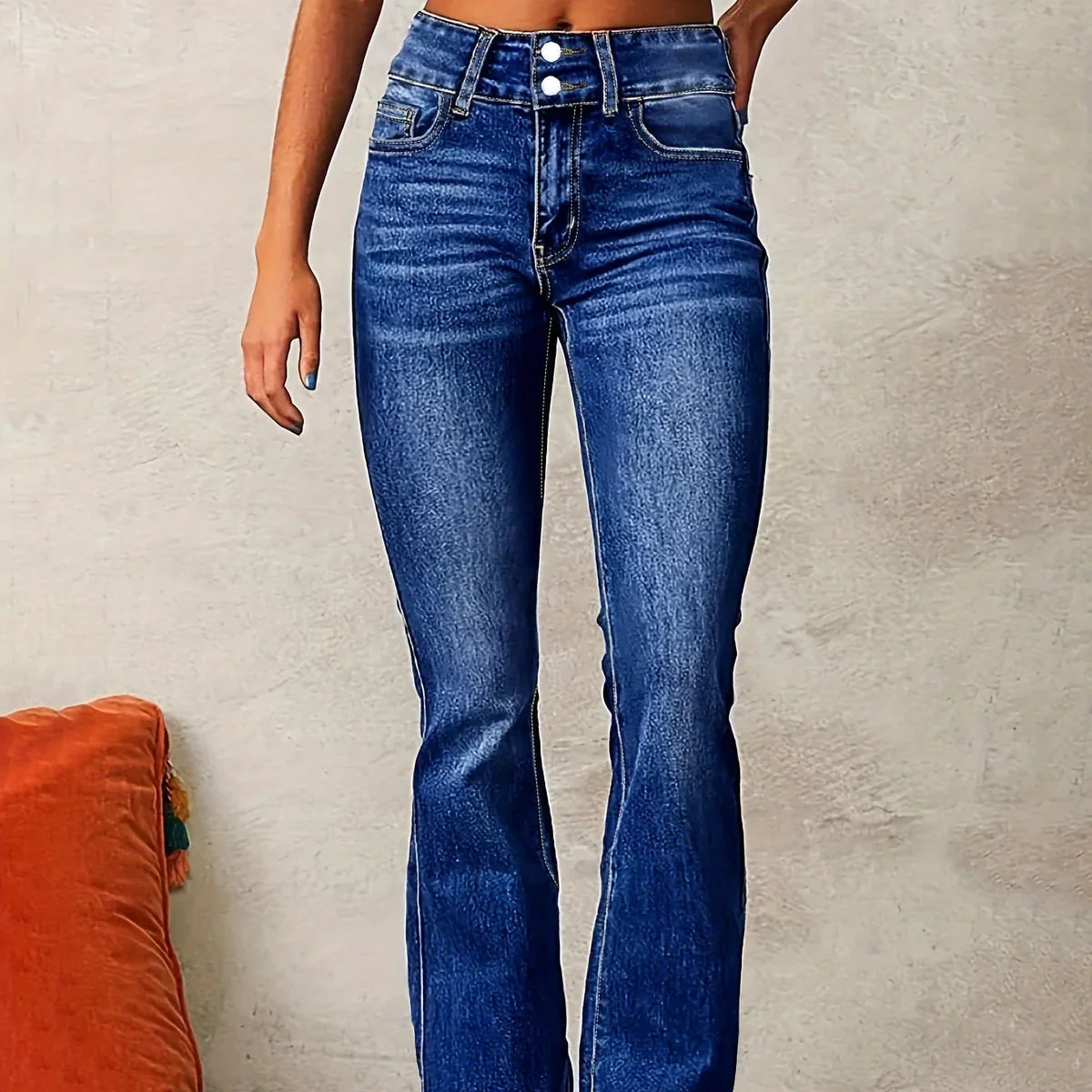 VIONÉ™ HIGH-WAIST FLARED JEANS - Image 4